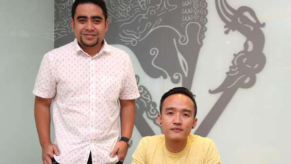 Gaya Males-malesan Rivan dan Abdul Gaya Males-malesan Rivan dan Abdul