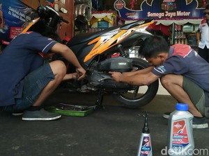 Ganti Oli Sebulan Sekali, Wajarkah?