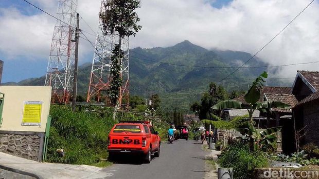 4 Gunung Penuh Tantangan di Sekitar Joglosemar