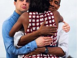 Pose Kocak Master Photoshop dengan Para Pesohor Dunia