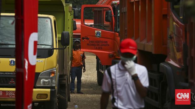 16 Truk Sampah DKI Disetop Bekasi Akibat Nirdokumen