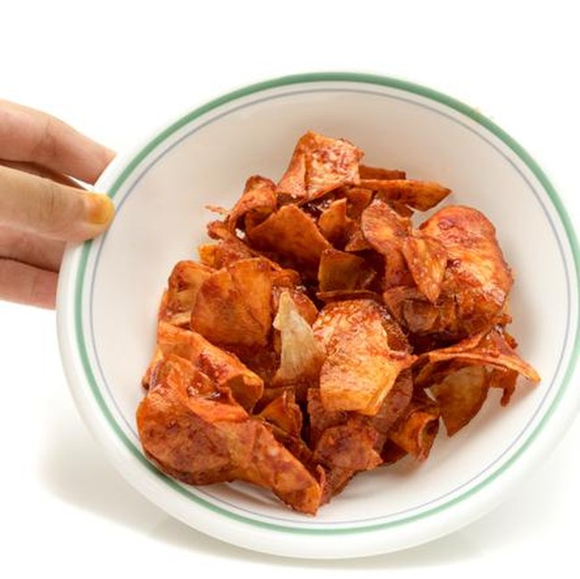 Pedas Gurih, Keripik Singkong Balado Bisa Dibuat dengan 4 Cara Ini