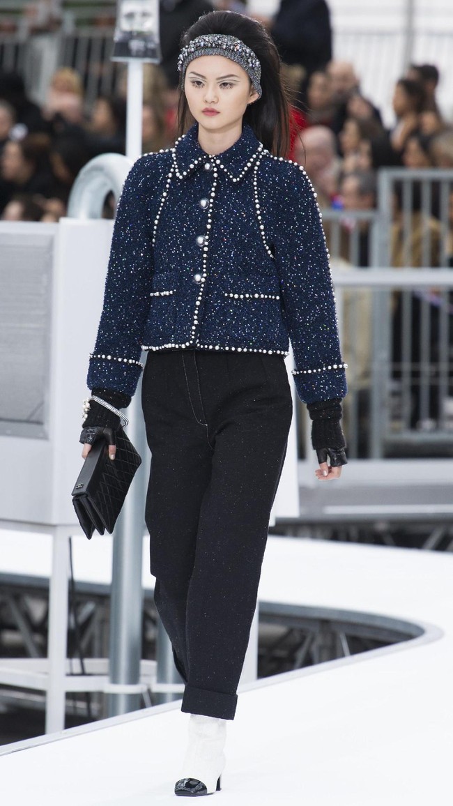 PARIS, FRANCE - MARCH 07:  A model walks the runway during the Chanel show as part of the Paris Fashion Week Womenswear Fall/Winter 2017/2018 on March 7, 2017 in Paris, France.  (Photo by Pascal Le Segretain/Getty Images)