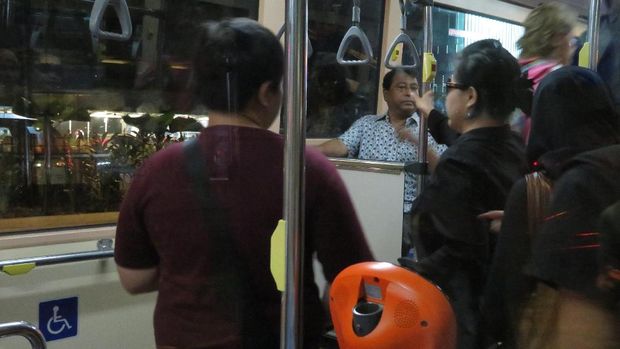 Suasana di dalam bus GoKL (Fadhil/detikTravel)