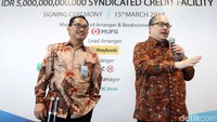 Sedangkan sisanya adalah Bank Mizuho Indonesia Rp 375 miliar, ICBC Indonesia Rp 375 miliar, Bank BNP Paribas Indonesia Rp 300 miliar, dan Bank CTCB Indonesia Rp 250 miliar.