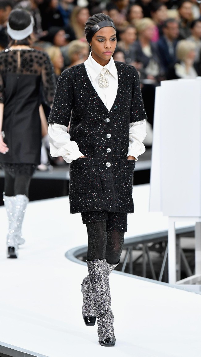 PARIS, FRANCE - MARCH 07:  A model walks the runway during the Chanel show as part of the Paris Fashion Week Womenswear Fall/Winter 2017/2018 on March 7, 2017 in Paris, France.  (Photo by Pascal Le Segretain/Getty Images)