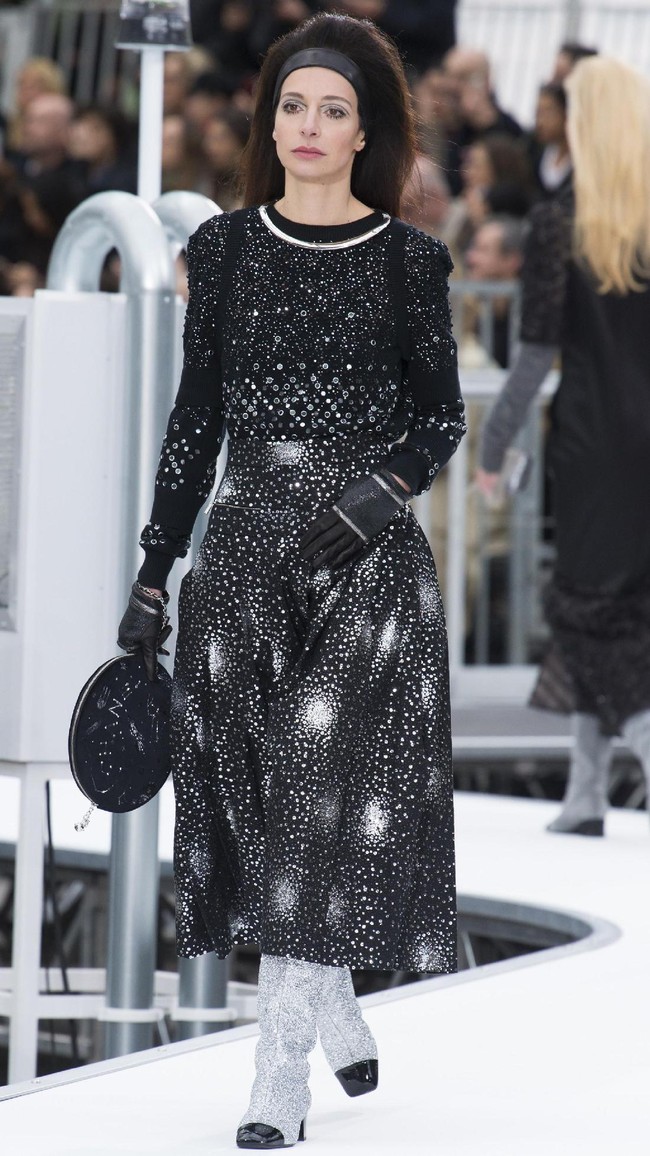 PARIS, FRANCE - MARCH 07:  A model walks the runway during the Chanel show as part of the Paris Fashion Week Womenswear Fall/Winter 2017/2018 on March 7, 2017 in Paris, France.  (Photo by Pascal Le Segretain/Getty Images)