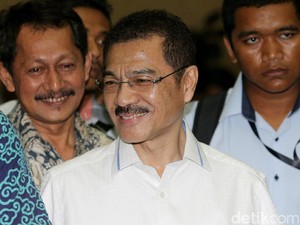 Eks Dirjen Dukcapil Bantah Minta Uang untuk Gamawan Fauzi