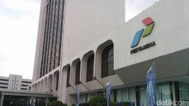 PNS Dilarang Keras Terima Kado Lebaran, Garuda Didenda Rp 189 M