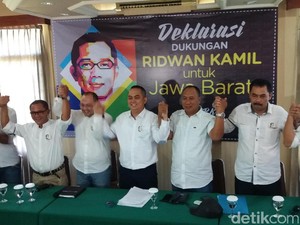 Simpatisan Partai Hadiri Deklarasi Dukungan Ridwan Kamil di Sukabumi