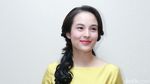 Bergaun Kuning, Chelsea Islan Cocoknya Jadi Putri Disney Apa?
