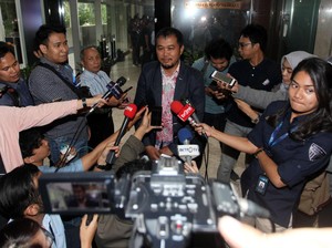 Duit Rp 10 Juta Sayembara Setya Novanto Disumbangkan ke Yatim
