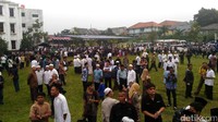 Hal ini disebabkan oleh kondisi tanah yang terus berair. Pemindahan ini pun atas saran dari pihak keluarga.