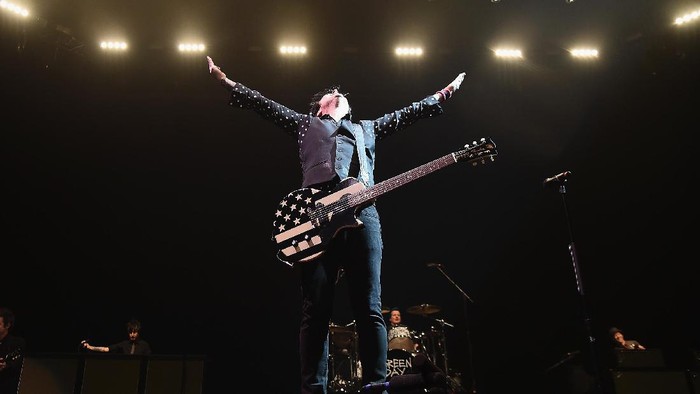 NEW YORK, NY - MARCH 15:  Billie Joe Armstrong of Green Day In Concert - Brooklyn, NY at Barclays Center on March 15, 2017 in New York City.  (Photo by Theo Wargo/Getty Images)