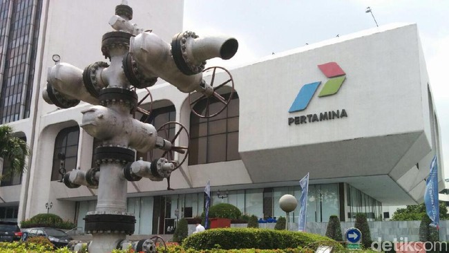 Dirut Pertamina dari Masa ke Masa Dirut Pertamina dari Masa ke Masa
