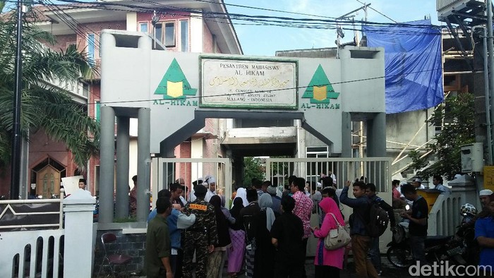 Begini Suasana Duka di Kediaman KH Hasyim Muzadi di Malang