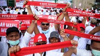 Para perawat honorer se-Indonesia demo di Gedung DPR. 