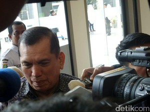 Eks Ketua Komisi II DPR Siap Jelaskan Dugaan Aliran Dana e-KTP