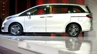 Honda Odyssey dibanderol Rp 718 juta.