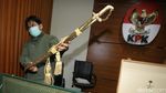 KPK Pamerkan Barang Mewah Pemberian Raja Salman
