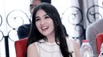 Awas Terpikat Bibir Merah Sandra Dewi