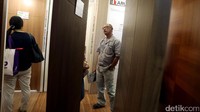 Pameran yang berlangsung dari tanggal 16-19 Maret ini menghadirkan ratusan pelaku usaha dibidang bahan bangunan, arsitektur, desain interior, dan keramik.