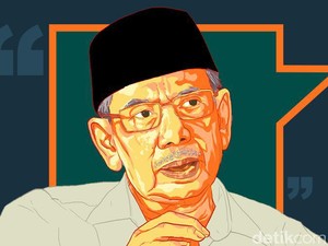 Saat KH Hasyim Muzadi Tenteng Sepatu karena Jari Kakinya Protes