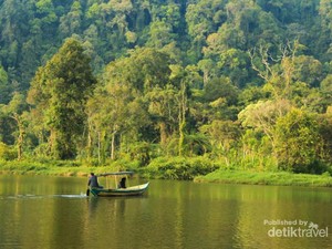 TN Gunung Gede Pangrango, Oasis di Tengah Hiruk Pikuk Perkotaan