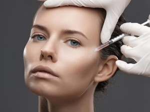 Suntik Botox di Perut, Puluhan Orang Alami Kelumpuhan