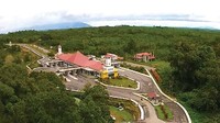 Bangunan PLBN Aruk yang lebih modern itu sejak tahun 2015 dirombak besar-besaran menggantikan bangunan usang yang dulu berdiri. (Dok. Kementerian PUPR)