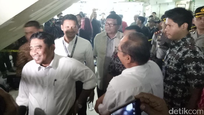 Sumarsono Datangi Lokasi Lift Jatuh di Blok M Square