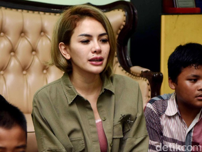 Ultah, Nikita Mirzani Ngarep Semua Cicilannya Bisa Terbayar