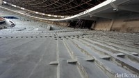 Tribun stadion masih dalam tahap renovasi. Nantinya, kursi tribun penonton di stadion tersebut akan didatangkan dari Jerman.