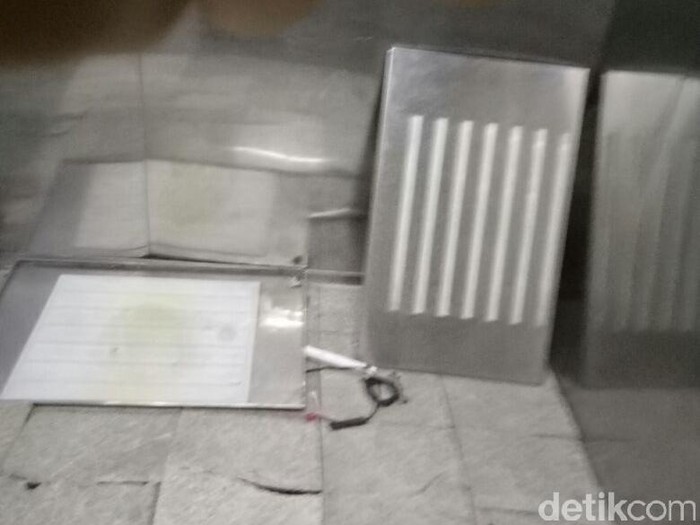 Polisi Cek TKP Lift Jatuh di Mal Blok M Square