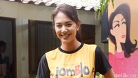 Pose Aurelie saat bergaya di depan kamera. Pool/Noel/detikFoto.