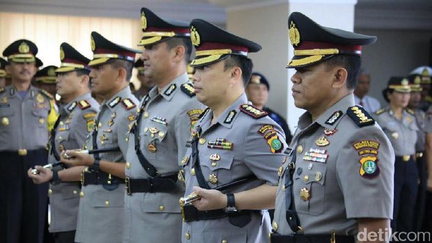 Kapolda Metro Lantik 4 Kapolres yang Baru