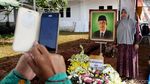 Suasana Makam KH Hasyim Muzadi Hari Ini