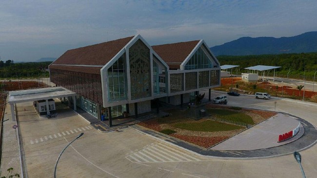 7 Pos Perbatasan yang Jadi Megah di Era jokowi