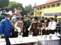Polda Jabar Musnahkan Sabu dan Ganja Senilai Rp 24 Miliar