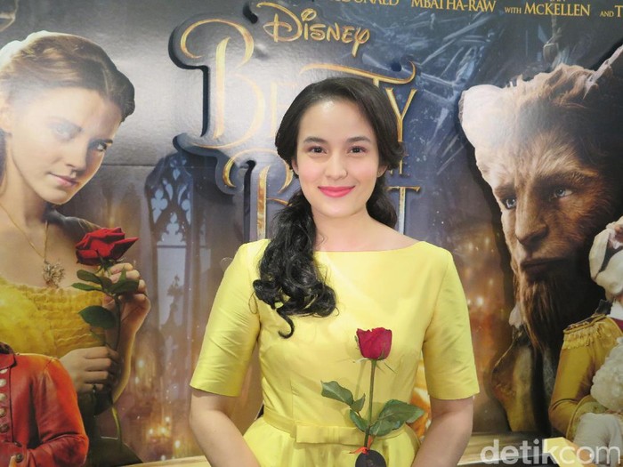 Chelsea Islan Terima Tantangan Peran Bernyanyi dalam Film Musikal