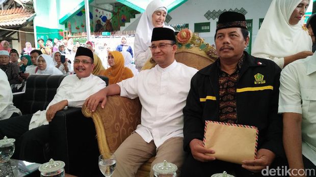 Di Rorotan Cilincing, Anies Paparkan Program Andalan