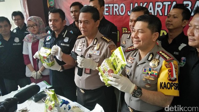 Polisi Tangkap 5 Pengedar Sabu Asal Taiwan, Satu Orang Ditembak