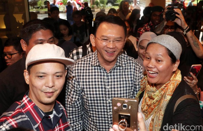 Tanggapi Hasil Survei LSI Denny JA, Ahok: Man Jadda Wajada