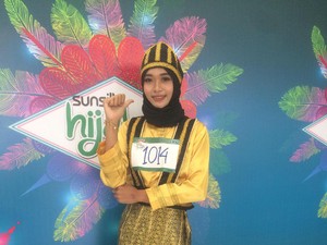 Kisah Guru TK yang Naik Motor 5 Jam Demi Ikut Audisi Sunsilk Hijab Hunt