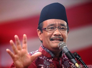 Tampil Beda di Surat Suara, Djarot: Bung Karno Populerkan Peci
