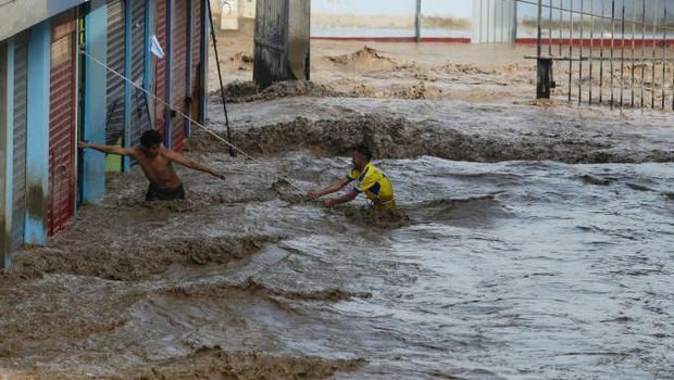 Banjir dan Longsor di Peru, 67 Orang Tewas dan 70 Ribu 