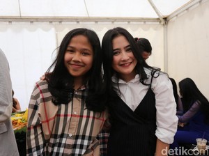 Nyanyikan OST BMBP, Prilly Latuconsina Bikin Fans Baper