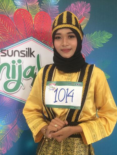 Kisah Guru TK yang Naik Motor 5 Jam Demi Ikut Audisi Sunsilk Hijab Hunt