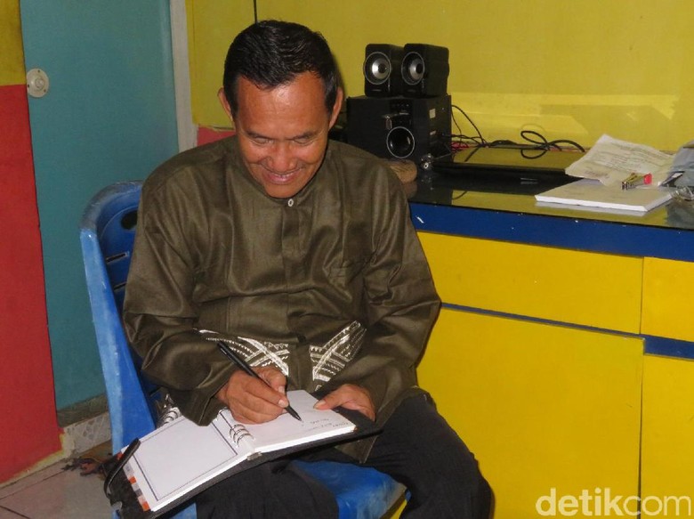 Kesaksian Ketua RT soal Pahinggar yang Gantung Diri Live Facebook Kesaksian Ketua RT soal Pahinggar yang Gantung Diri Live Facebook