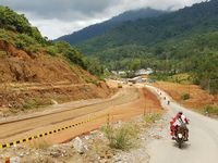 Jalan Paralel Perbatasan Putusibau-Badau